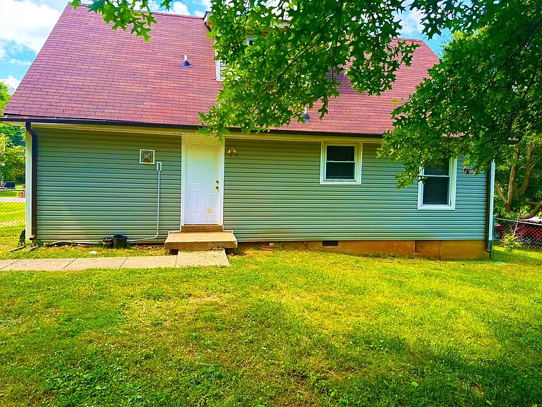 1847 Palamino Dr — Photo 2