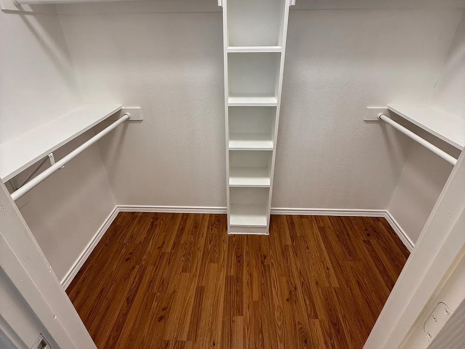 3 bed, 2.5 bath, 1700 sqft, $1,850 — Photo 4