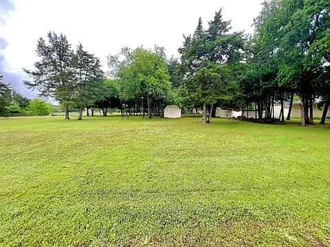 344 E Little Creek Rd — Photo 2