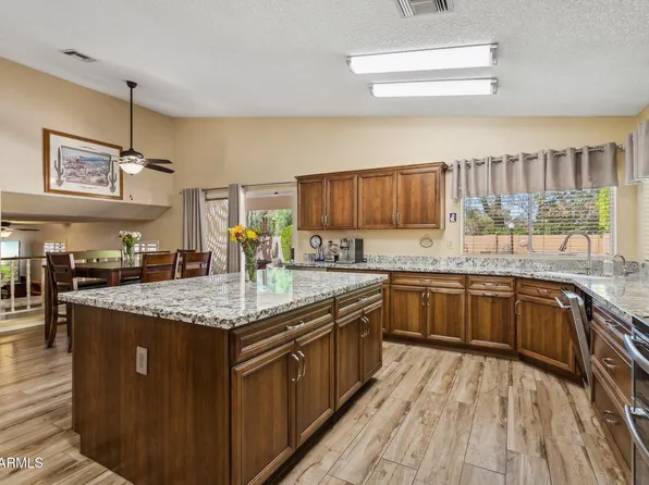 10908 N 57TH Avenue, Glendale, AZ 85304