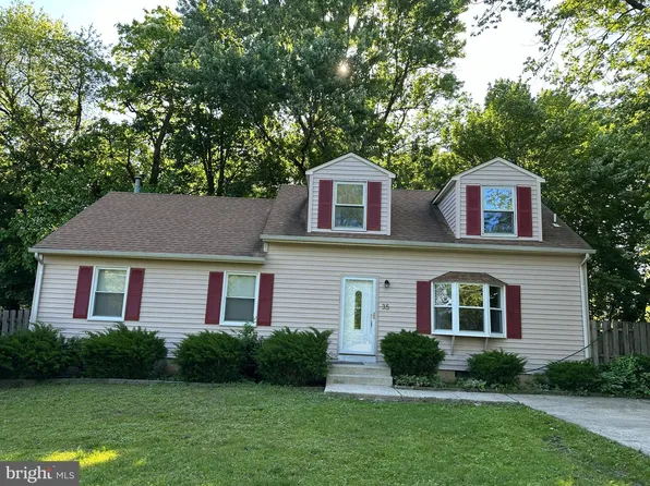 35 Preston Ave, Voorhees, NJ 08043