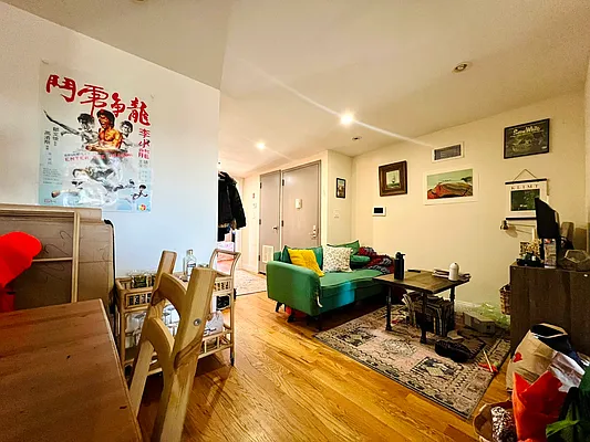 Rented by EXR | media 1