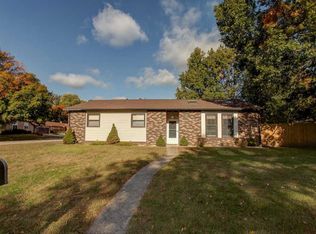 315 Mary Jo Dr, Swansea, IL