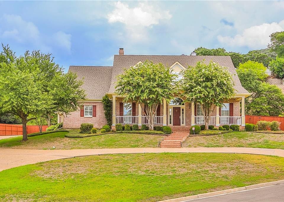 1st image of 10000 Stonington Cir