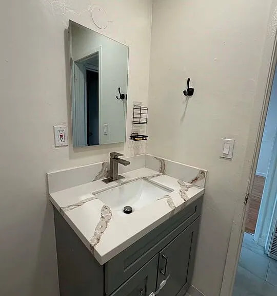 10760 Woodbine St #1A — Photo 10
