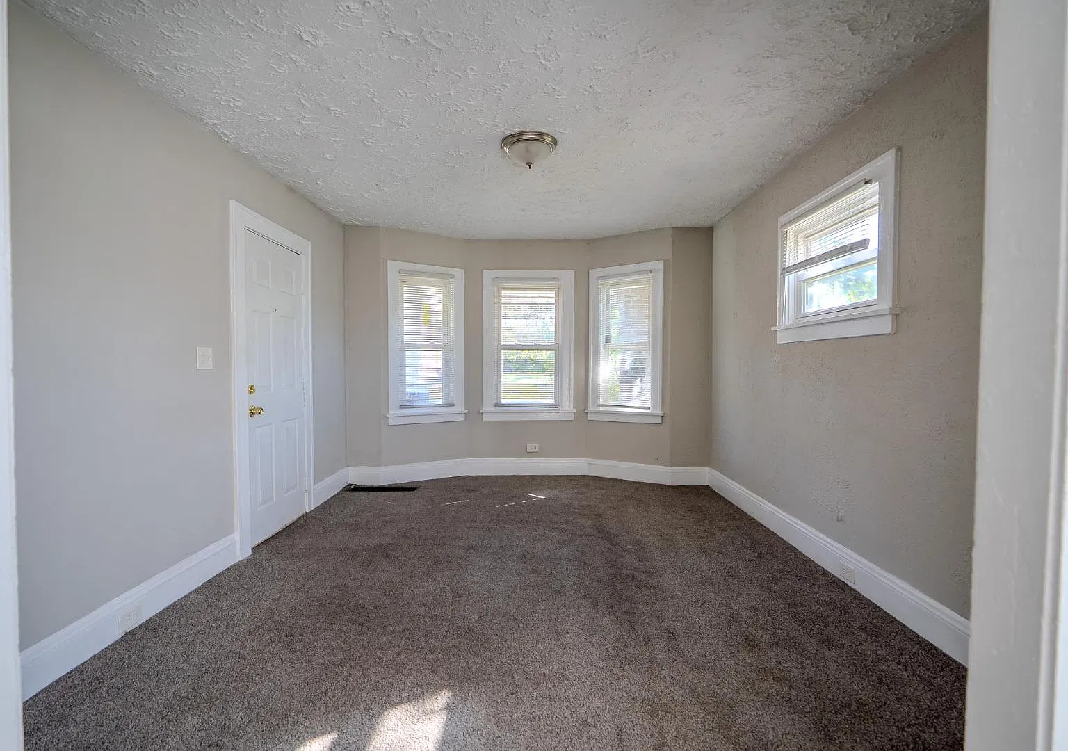 3604 E 117th St - 1 — Photo 1