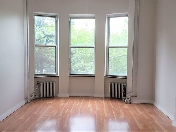 5th image of 520 Eastern Pkwy APT 2F