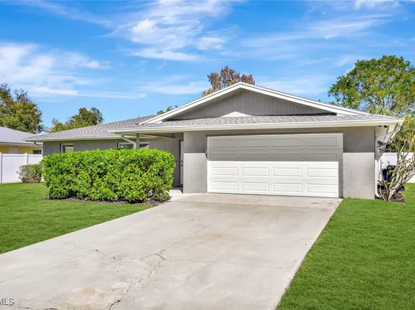 793 Sunset Vista Dr, Fort Myers, FL 33919