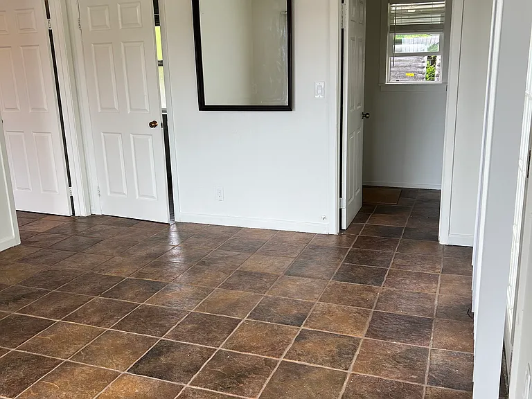 35 Kent Ct — Photo 10