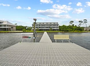 5539 Soundside Dr APT N, Gulf Breeze, FL 32563