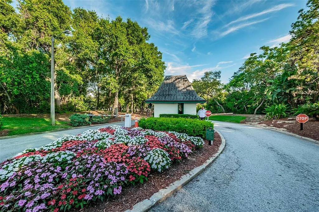 1 bed, 1.5 bath, 530 sqft, $2,000 — Photo 3