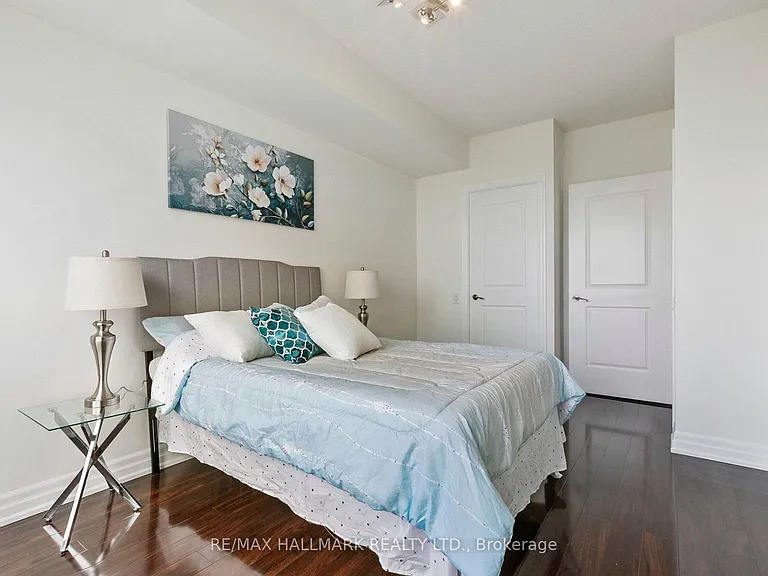17 Ruddington Dr #705 — Photo 10