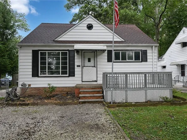 26856 Bagley Rd, Olmsted Falls, OH 44138