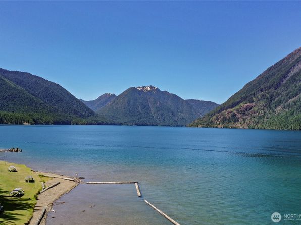 370 N Fairway Drive E, Hoodsport, WA 98548