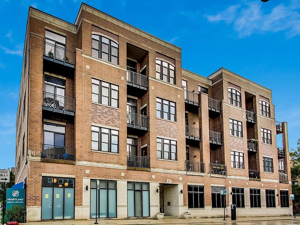 1st image of 4755 N Washtenaw Ave APT 401