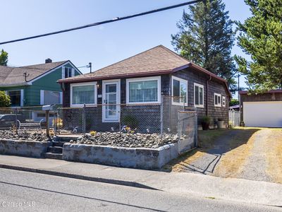 731 12th Ave, Seaside, OR, 97138