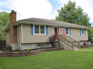 15402 Cedar St, Basehor, KS 66007