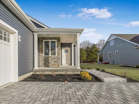 2nd image of 49 Sophia Dr