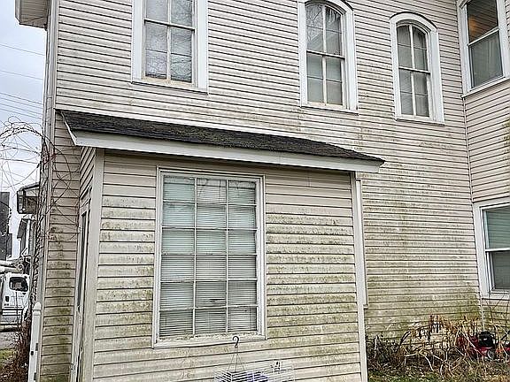 4th image of 41-3-5 Colby Pl