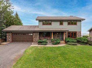 2706 W 11th St, Duluth, MN 55806