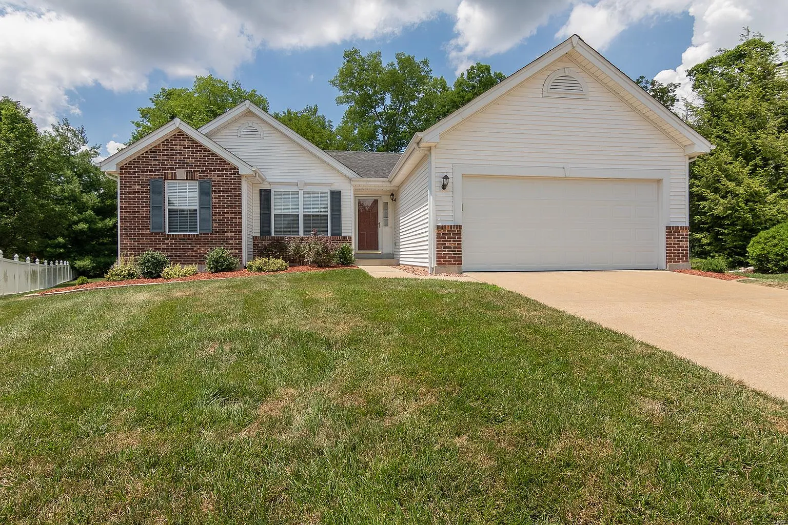 4452 Meadowgreen Estates Dr photo 1