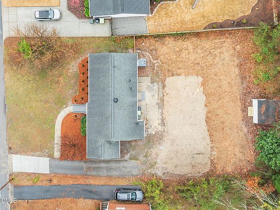 5th image of 2239 Rumson Rd