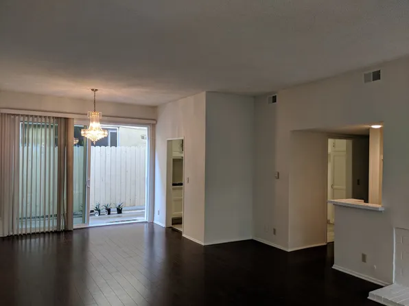 11681 Gorham Ave APT 6, Los Angeles, CA 90049