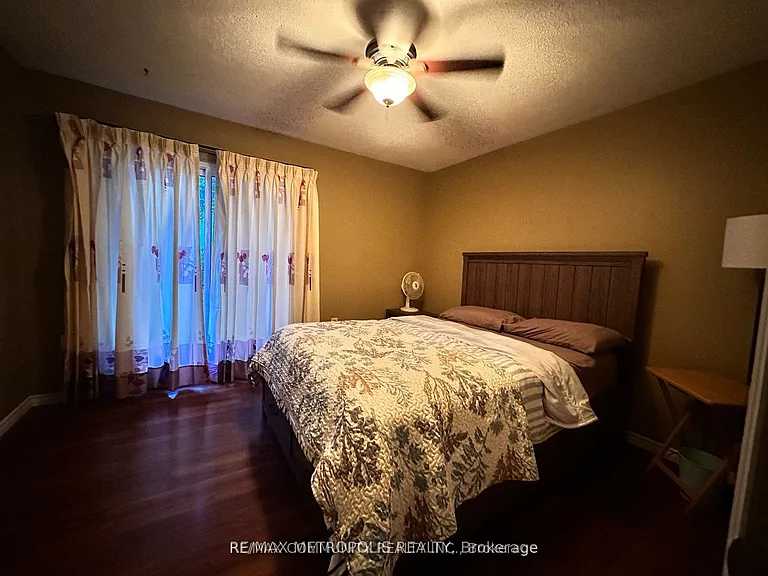 498 Hiscock Shores Rd — Photo 10