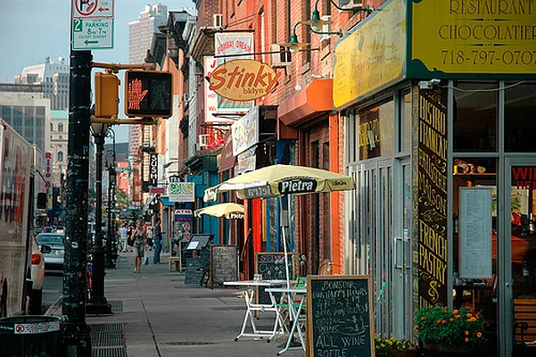 Rented by Lucrum Group | media 9