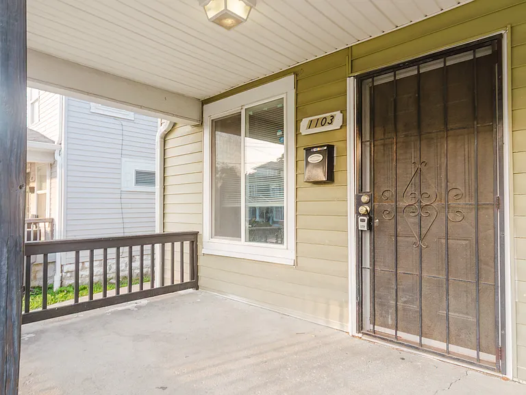 1103 N Keystone Ave — Photo 13