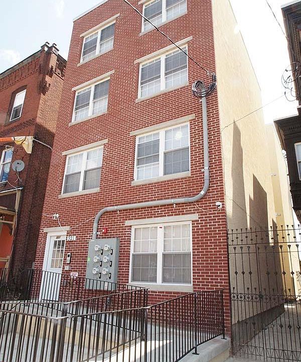 1st image of 321 N 40th St APT 3