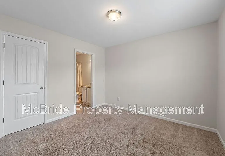 959 Madrid Ct — Photo 13
