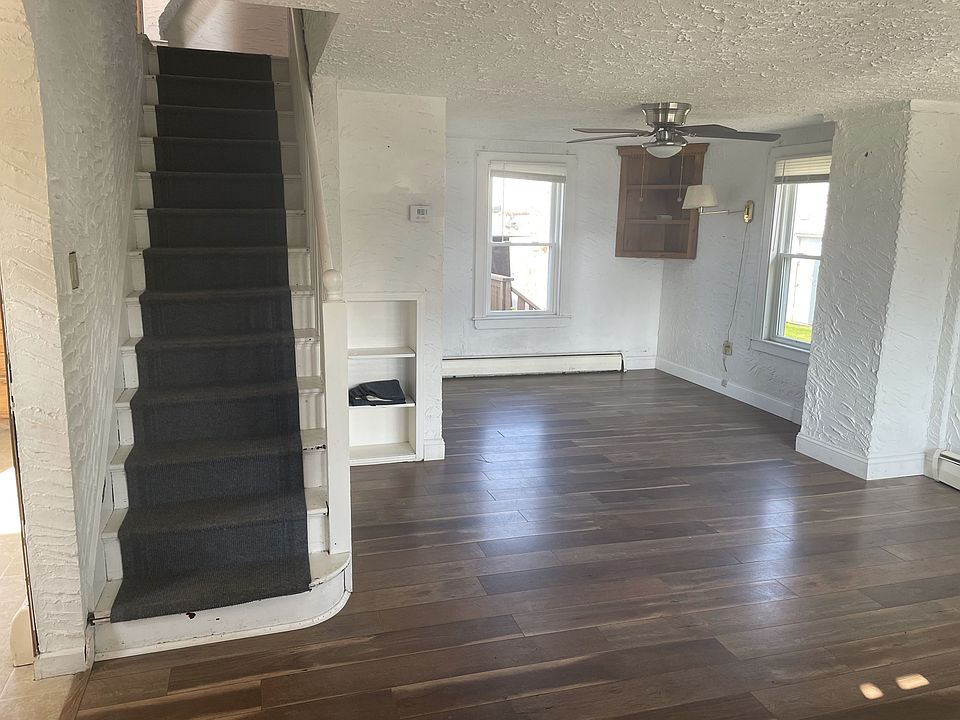 1st image of 1015 Main St #1015