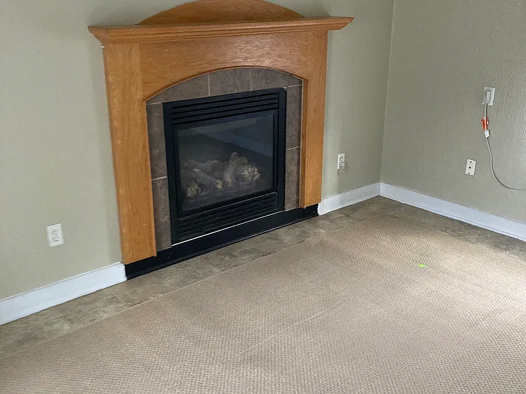 1802 S Laura Ave — Photo 2