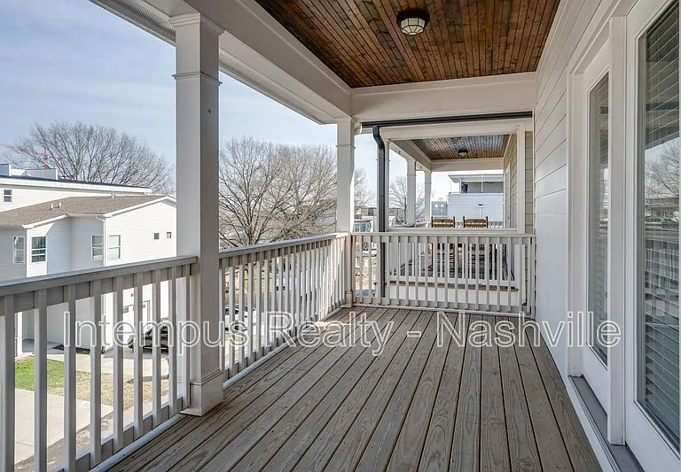 928 Southside Pl — Photo 25