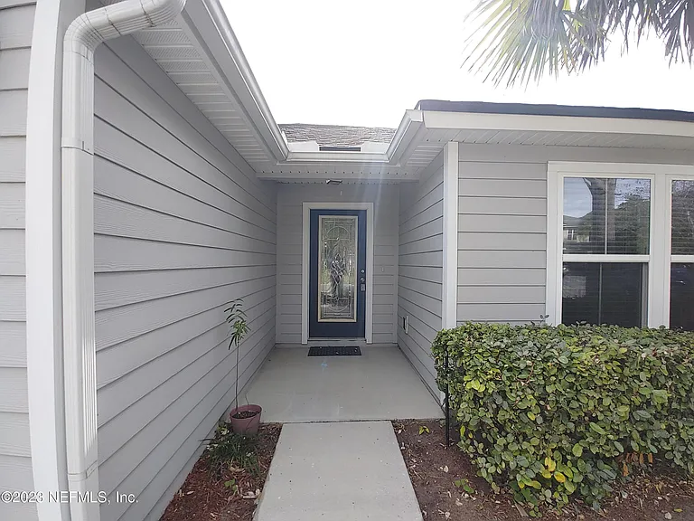 208 Midway Park Dr — Photo 4