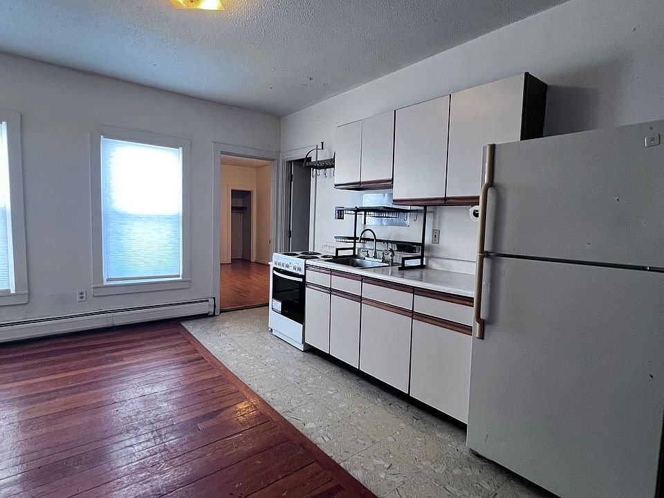 1st image of 14 Cogswell Ave #1
