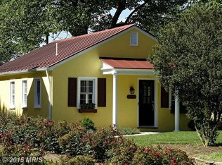 400 W Washington St, Middleburg, VA