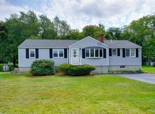 33 Sunset Dr, Burlington, MA 01803