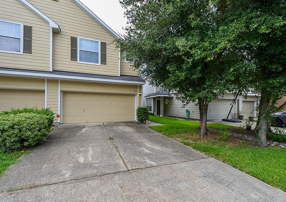 1st image of 12431 Saratoga Woods Ln