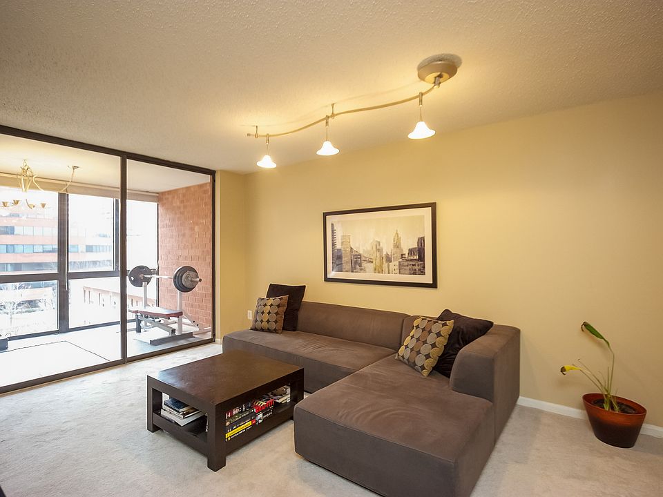 1st image of 1024 N Utah St APT 516