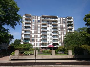 60 Babcock St APT 11, Brookline, MA 02446