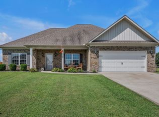 5104 Vinnie Dell Dr, Chapel Hill, TN 37034
