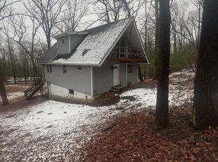 2172 Autumn Ct, East Stroudsburg, PA 18302