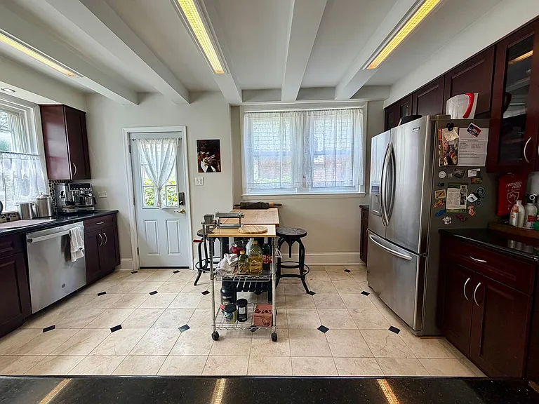 318 Lincoln Ave — Photo 14