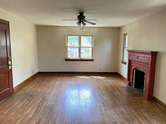 3rd image of 1338 Virginia Ave