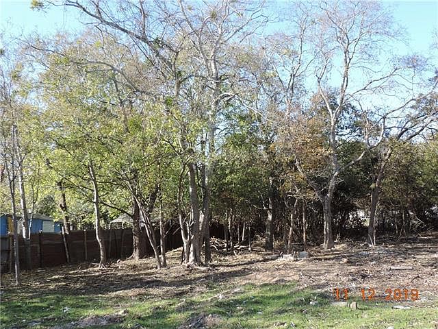 1st image of 107 Carson Ave