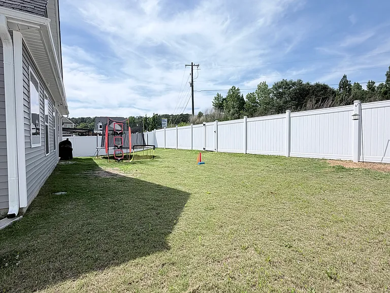8009 Gladeside Way — Photo 19