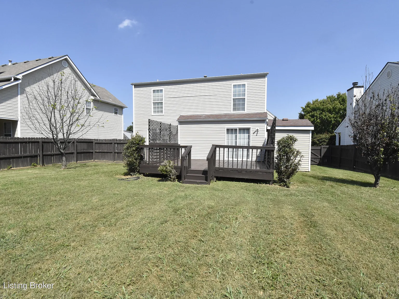 3 bed, 2.0 bath, 1730 sqft, $2,100 — Photo 4