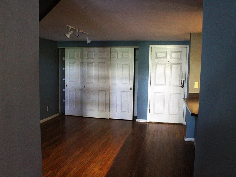 270 E Highland Ave #423 — Photo 8